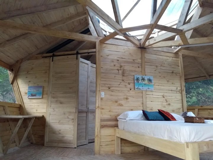 Colaboraciones — obra en madera Necoclí