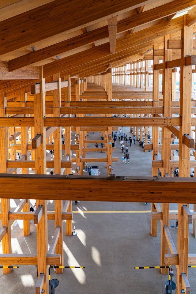 Grand Ring Interior